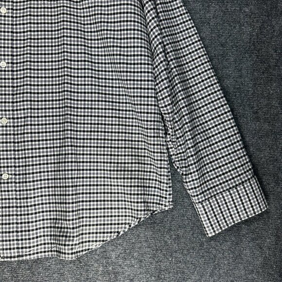 Banana Republic Oxford Shirt Mens XL Tailored Slim Fit Gray Black Check Cotton - Picture 3 of 9